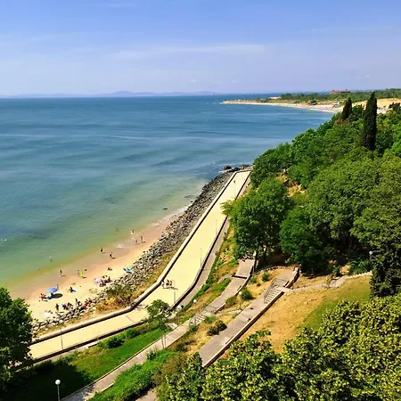 Central Nessebar Beach Apartment Appartement